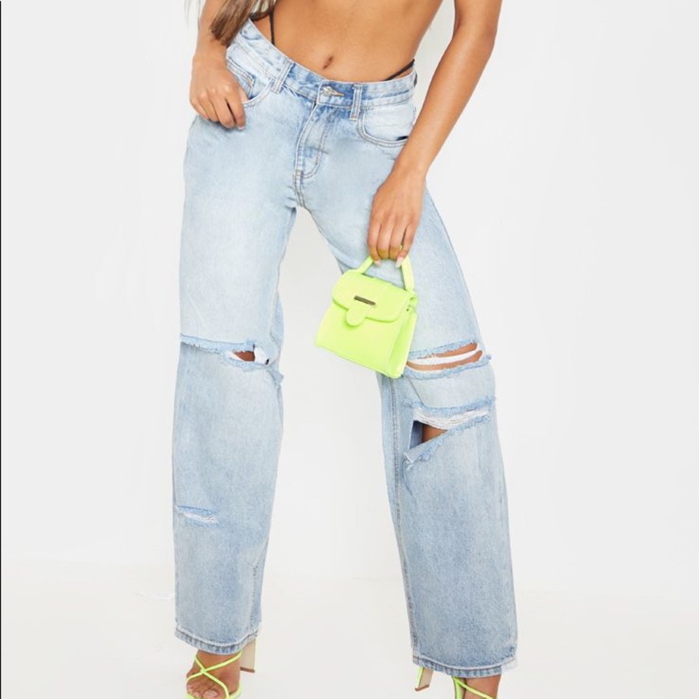 bleach wash baggy distressed jeans